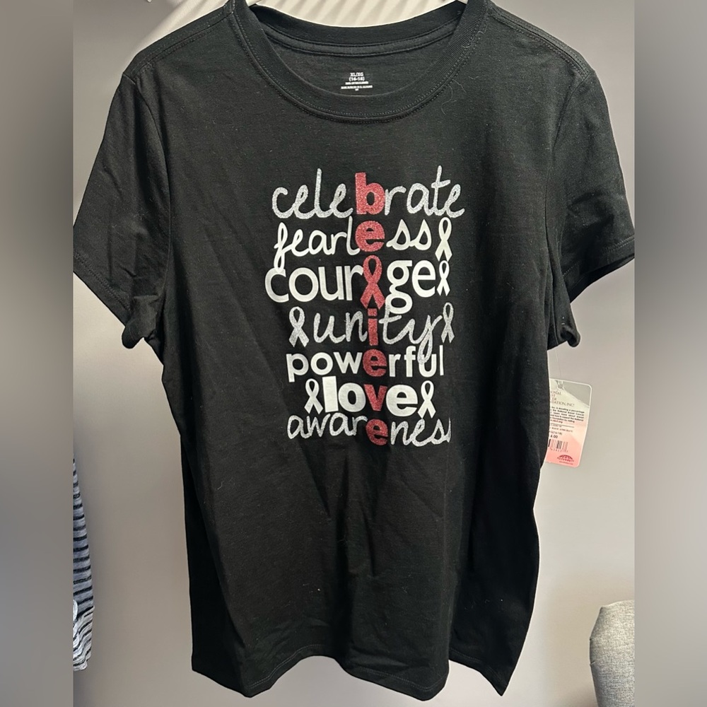 Black size XL Graphic Tee